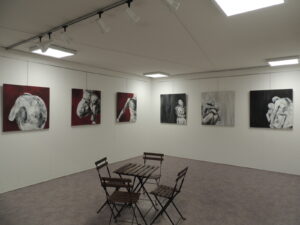 exposition peintures acrylique contemporaines , saint martin de crau, peinture de corps, paysages, figuratives et contemporaine