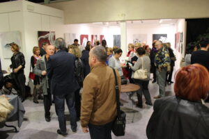 Vernissage exposition peintures acrylique contemporaines de celine leynaud, artiste peintre contemporaine , saint martin de crau, peinture de corps, paysages, figuratives et contemporaine