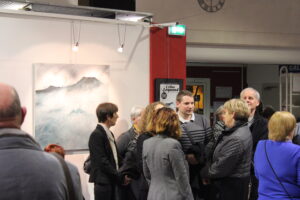 Vernissage exposition peintures acrylique contemporaines de celine leynaud, artiste peintre contemporaine , saint martin de crau, peinture de corps, paysages, figuratives et contemporaine