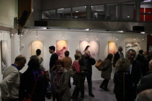 Vernissage exposition peintures acrylique contemporaines de celine leynaud, artiste peintre contemporaine , saint martin de crau, peinture de corps, paysages, figuratives et contemporaine